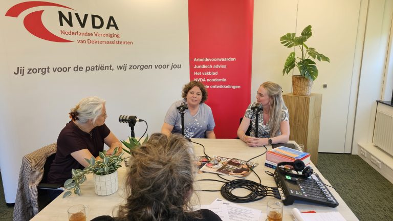 Digitalisering in de zorg: een zegen of een struggle?